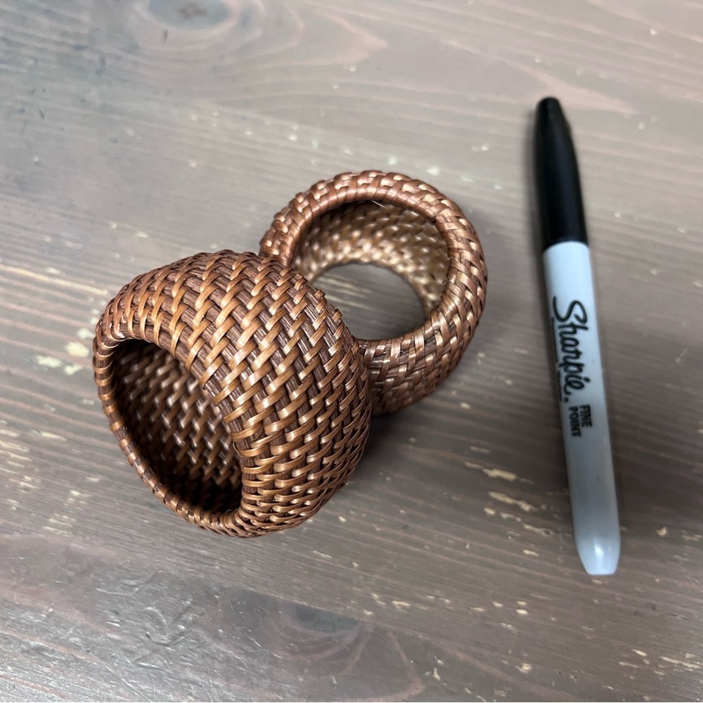 Crate & Barrel Napkin Rings (x2) - Picture 4 of 4